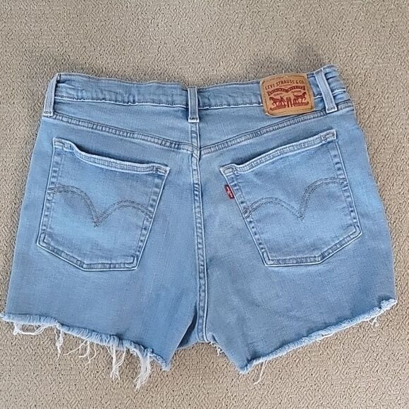 Levi's Pants - Levi's High Rise Light Wash Frayed Hem Jean Shorts - Size 31